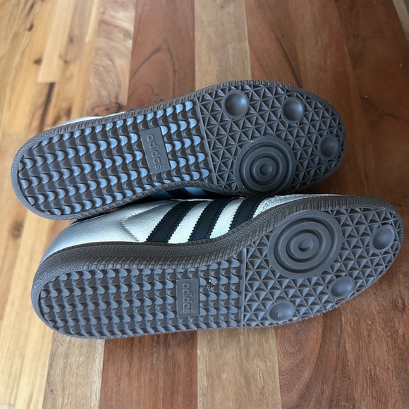 Adidas Samba OG Shoes — Silver Metallic / Core Black / Gum - Picture 3 of 5